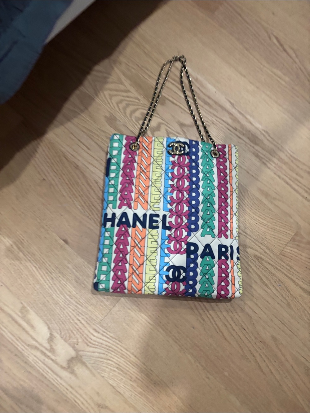 Multicolor Striped Logo Chain Shoulder Bag - White Multi